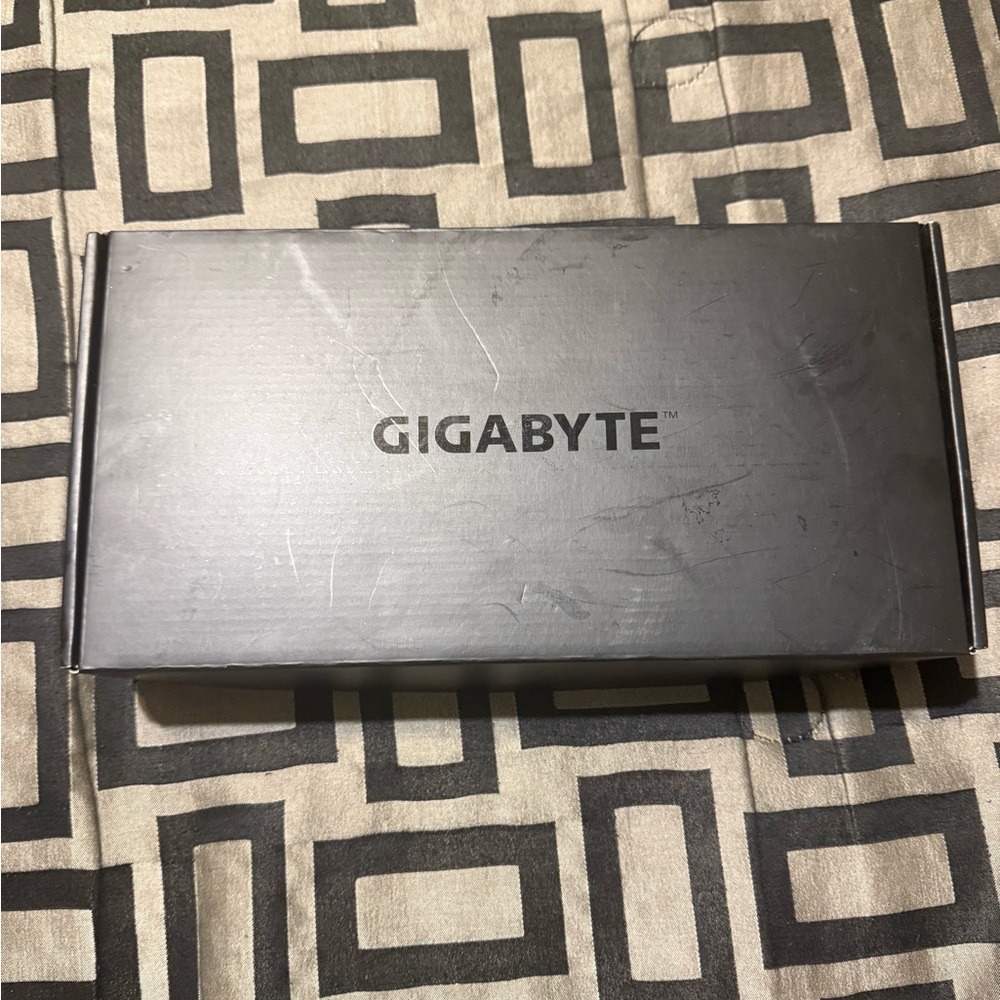 GIGABYTE Radeon RX 7600 XT